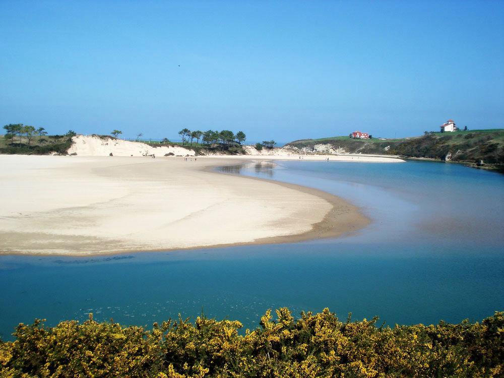 Dunas De Oyambre Comillas Ngoại thất bức ảnh